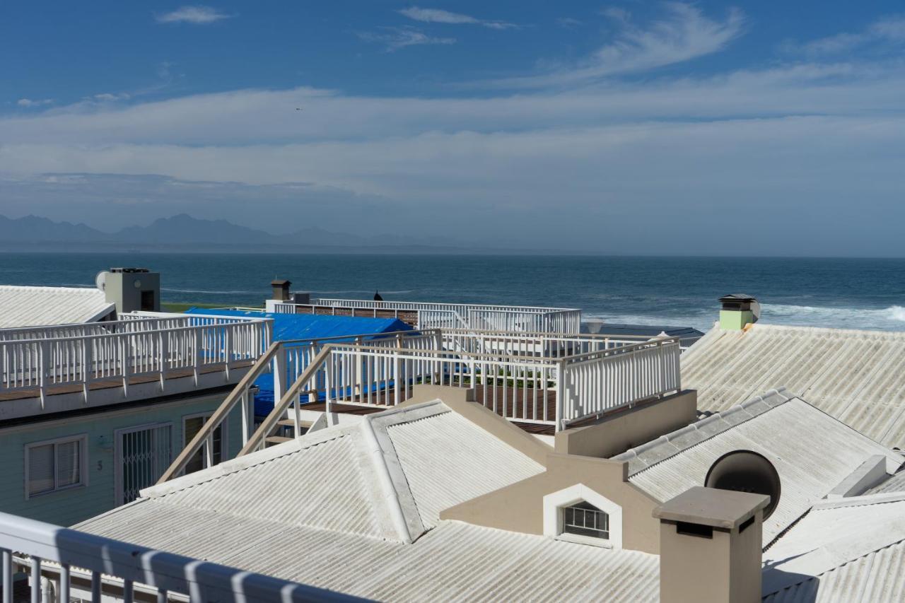Point Village Hotel And Self Catering Mossel Bay Exterior photo