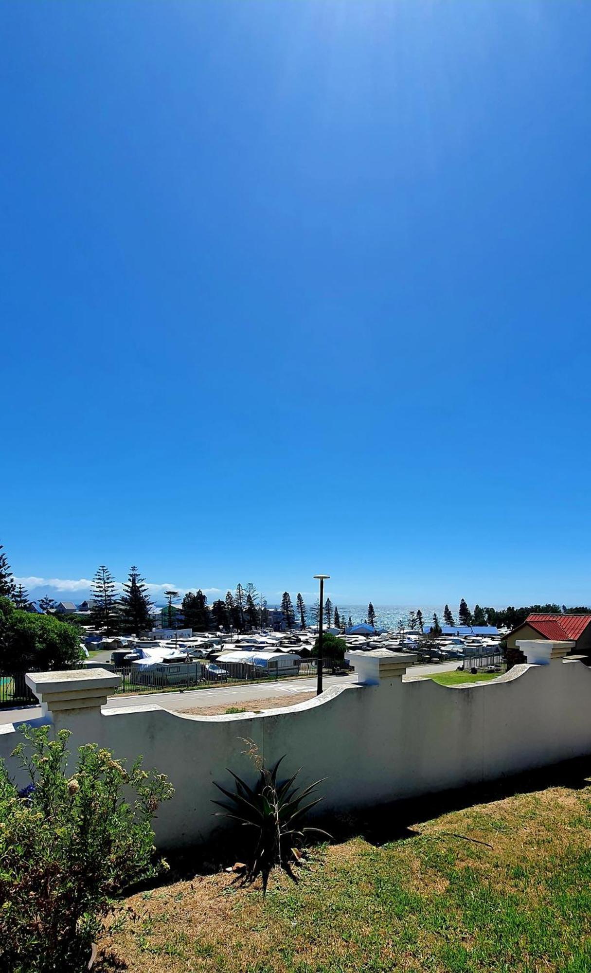 Point Village Hotel And Self Catering Mossel Bay Exterior photo
