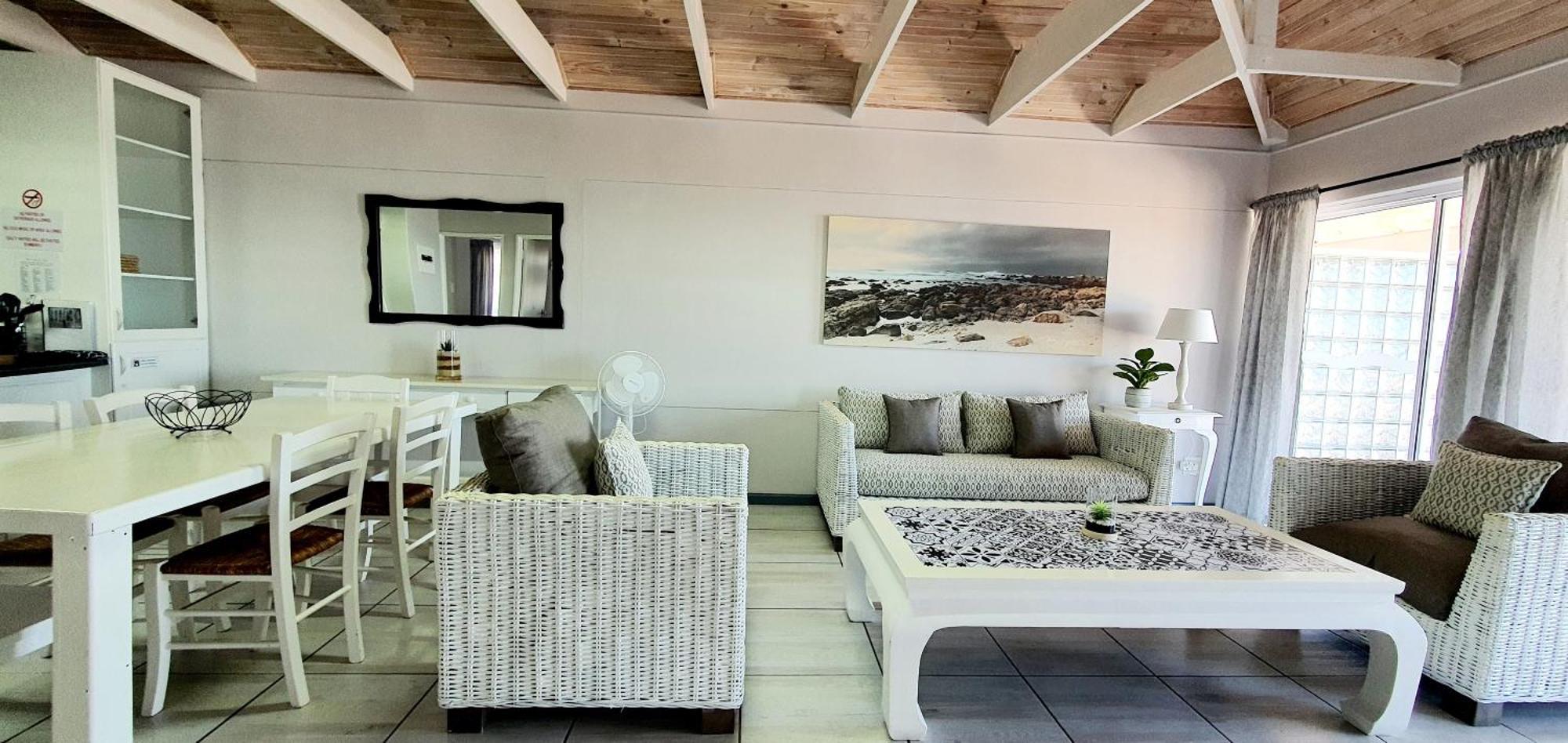 Point Village Hotel And Self Catering Mossel Bay Exterior photo